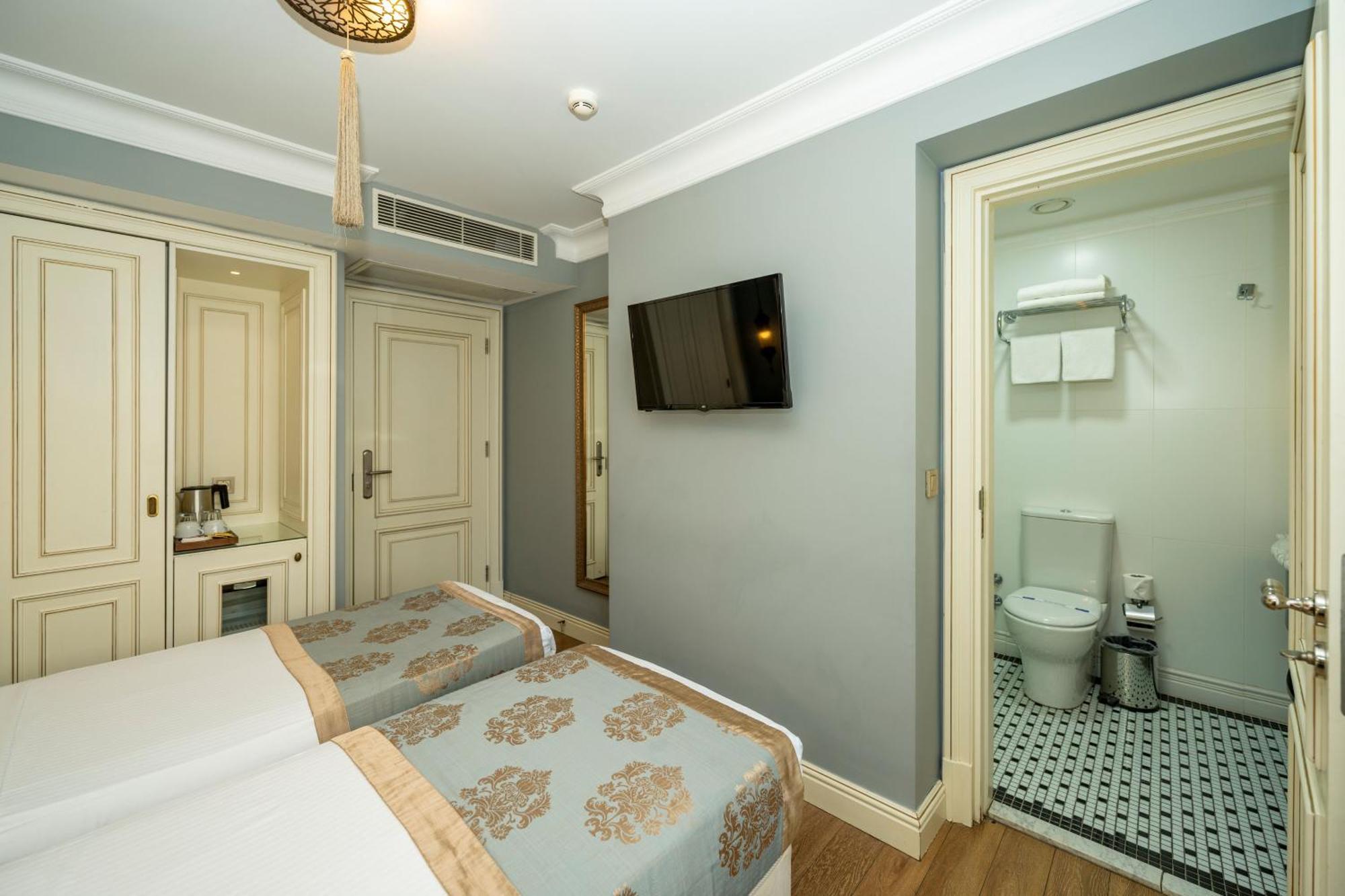 雷蒙德蓝色酒店 伊斯坦布尔 外观 照片